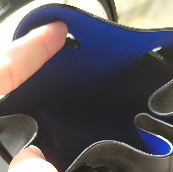 Mansur Gavriel Mini Mini Bucket Bag New! - Picture 5 of 6